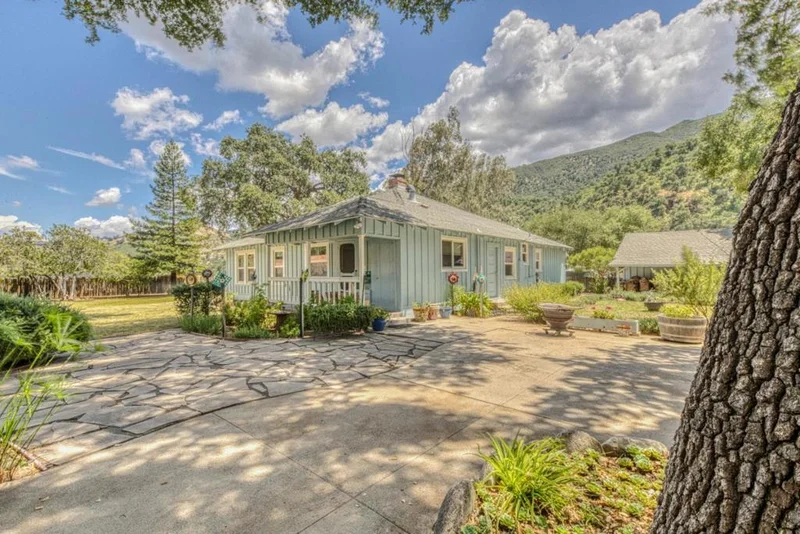 47305 Arroyo Seco Road