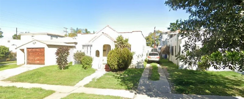 715 E 83 Street, Los Angeles, CA 90001
