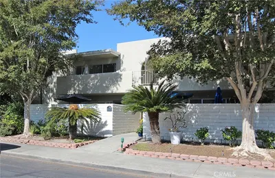 2189 Via Mariposa East C photo 2