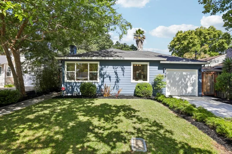 1123 17th Avenue, Redwood City, CA 94063