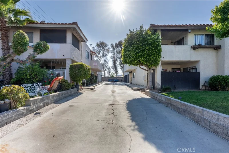 18981 Valley Cir C, Huntington Beach, CA 92649