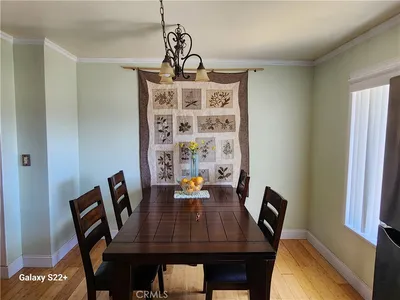 1612 Laurel Avenue photo 2