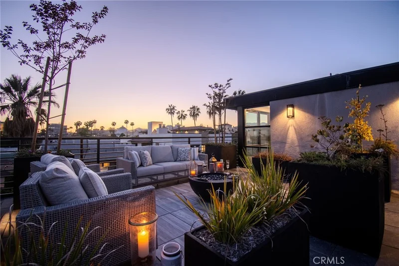 150 S Oak Knoll 103, Pasadena, CA 91101