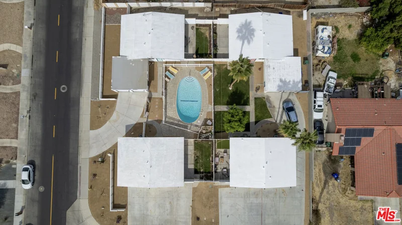 68080 Risueno Road photo 2