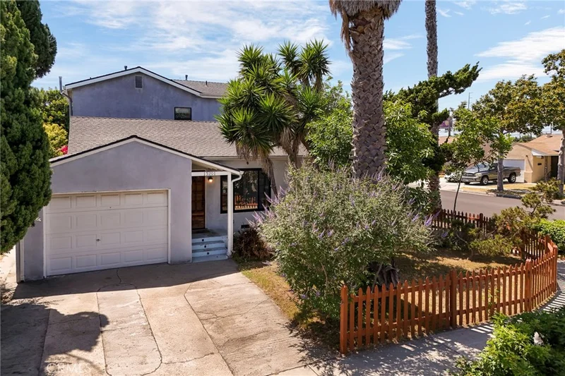 15201 Spinning Avenue, Gardena, CA 90249