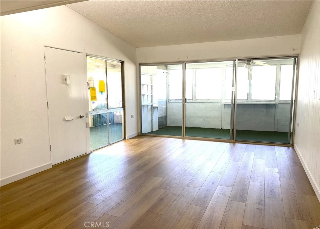 Interior 3