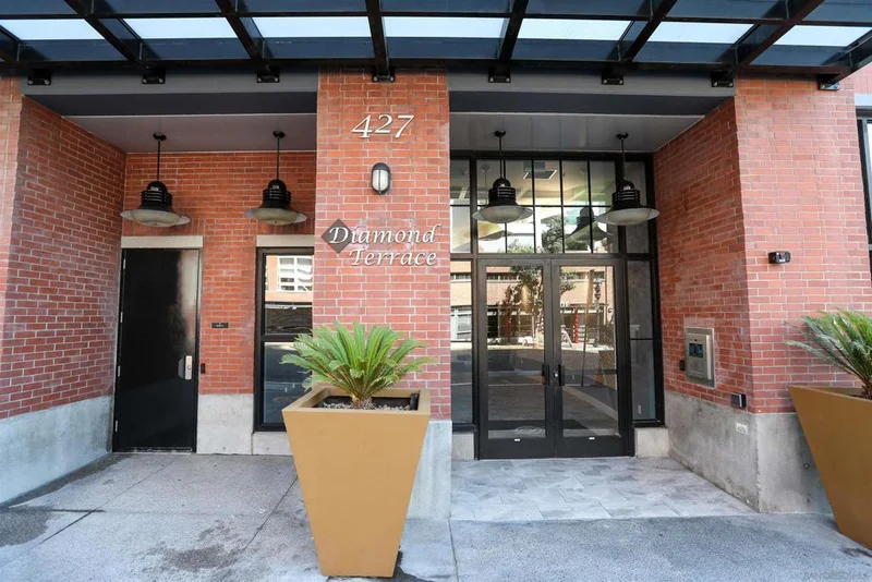 427 9th Avenue 501