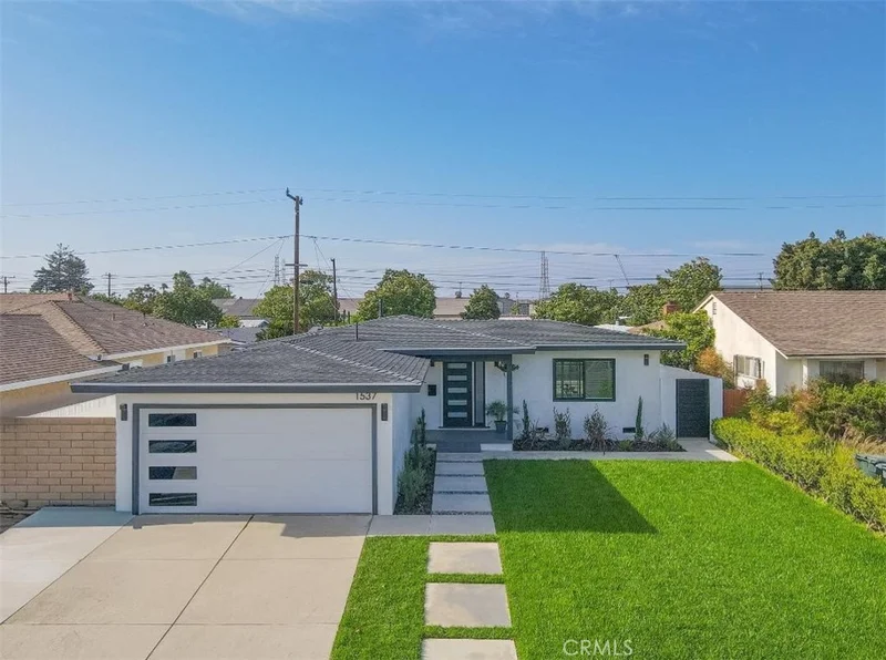 1537 W 180th, Gardena, CA 90248