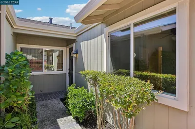309 La Paz Ct