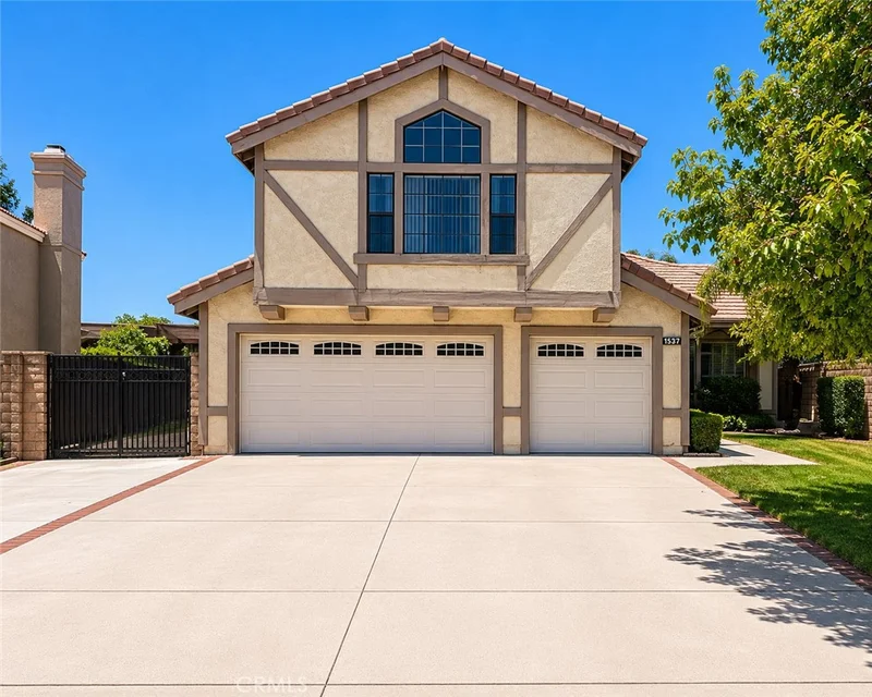 1537 Grandview photo 2