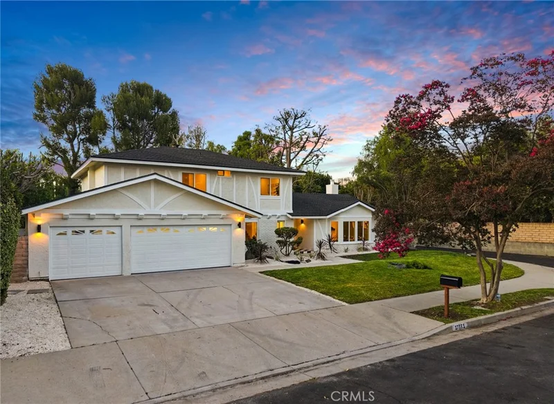 17331 Labrador, Northridge, CA 91325