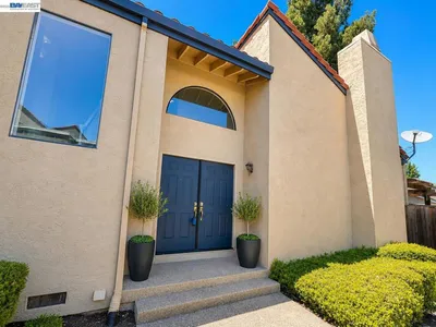 4433 Valley Ave
