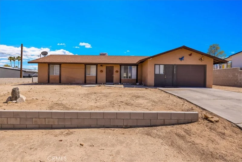 73433 Desert Trail