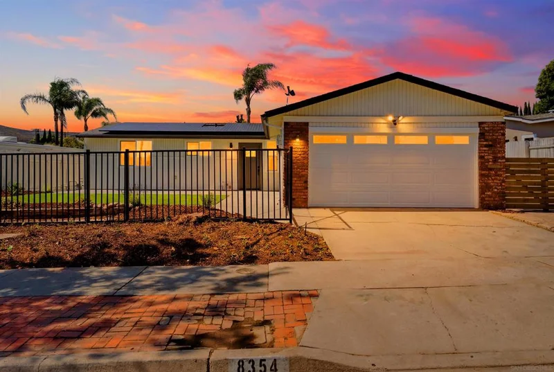 8354 Hudson, San Diego, CA 92119
