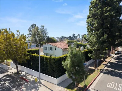 2520 Alta Avenue photo 2