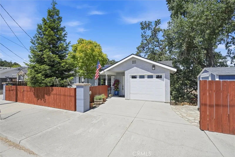 5100 Traffic Way, Atascadero, CA 93422