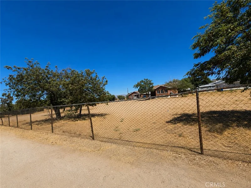 8511 C Avenue, Hesperia, CA 92345