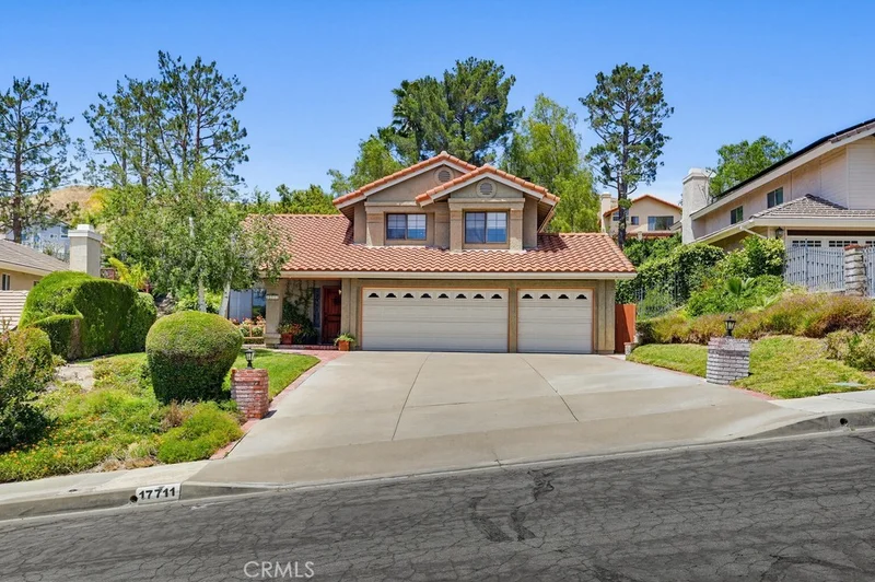 17711 Silverstream