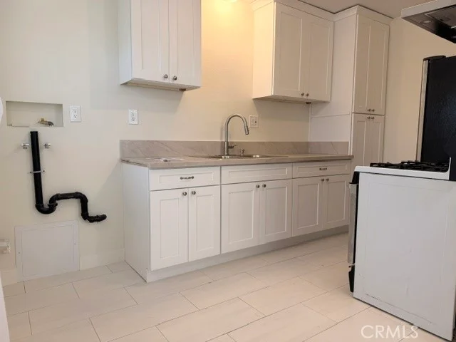 5335 El Monte Avenue photo 2