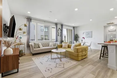 3873 Quantum Drive 303