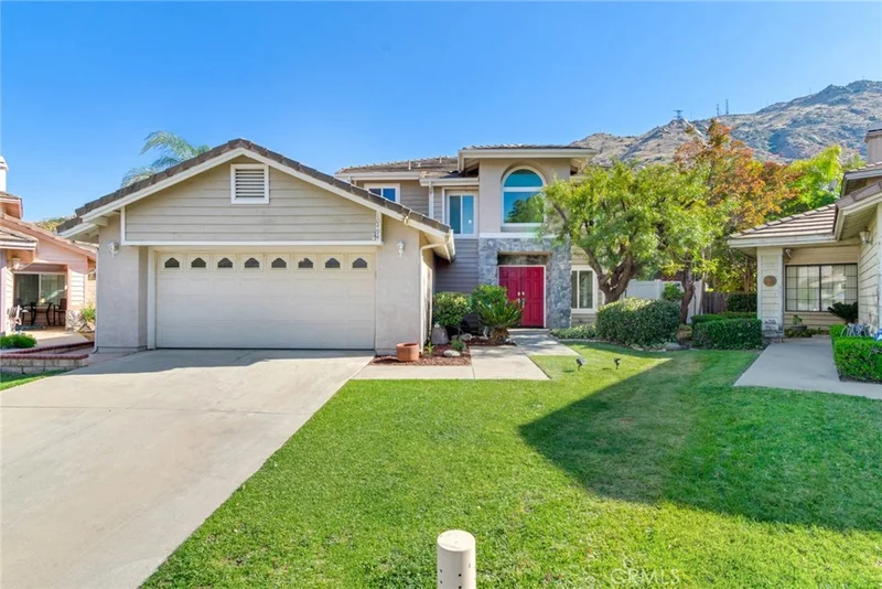10494 Valley Crest