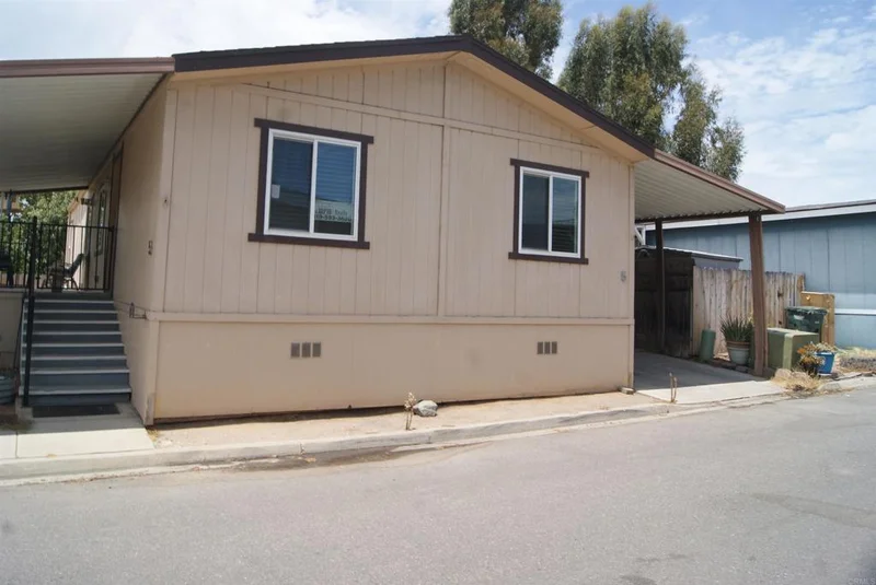 12506 Royal Rd 5, El Cajon, CA 92021