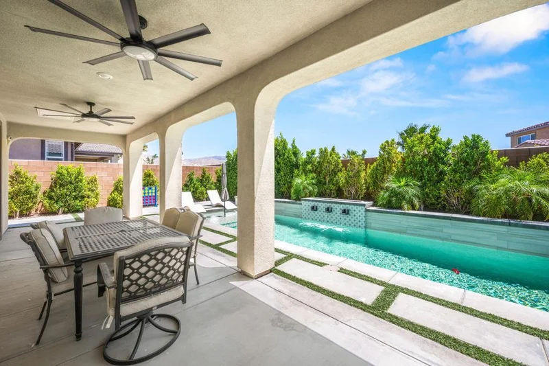 40166 Vivaldi Court photo 2