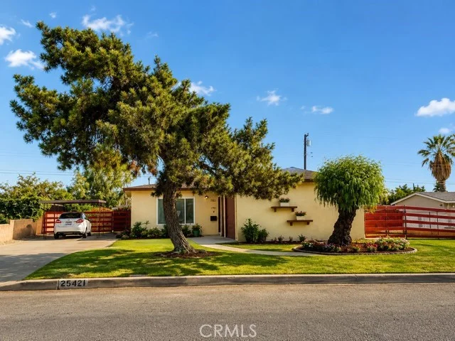25421 Los Flores Drive, San Bernardino, CA 92404