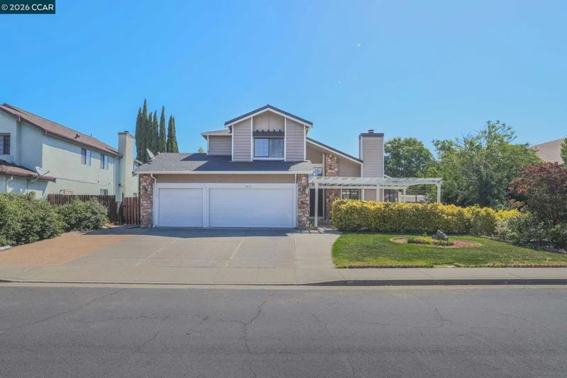3012 Evergreen Dr, Fairfield, CA 94533