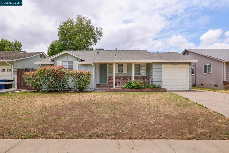 4300 42nd Ave, Sacramento, CA 95824