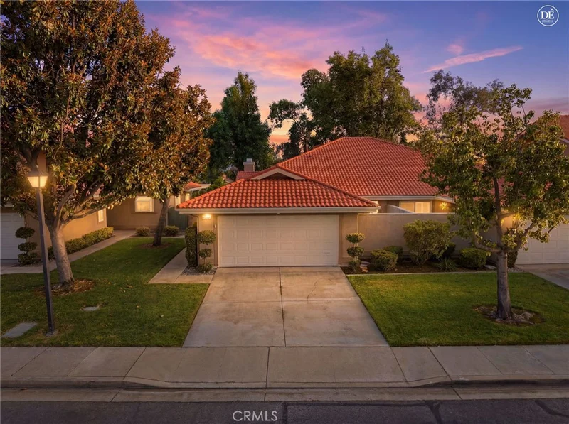 1252 Winged Foot Drive