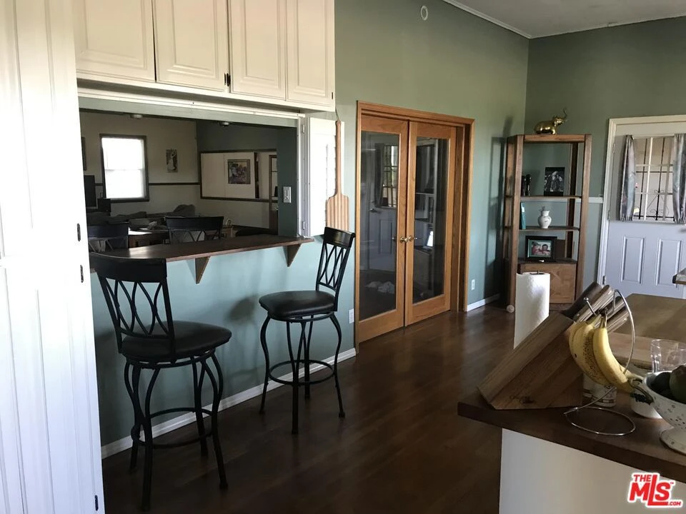 Interior 2