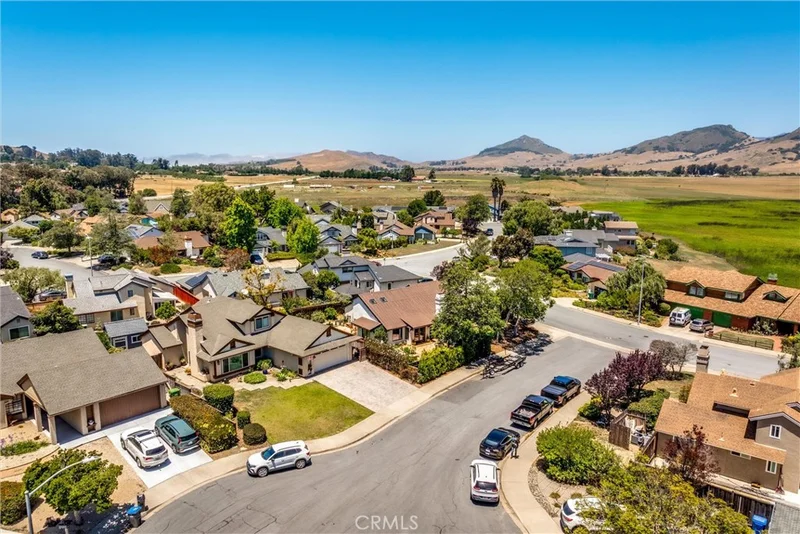 833 Escuela Court