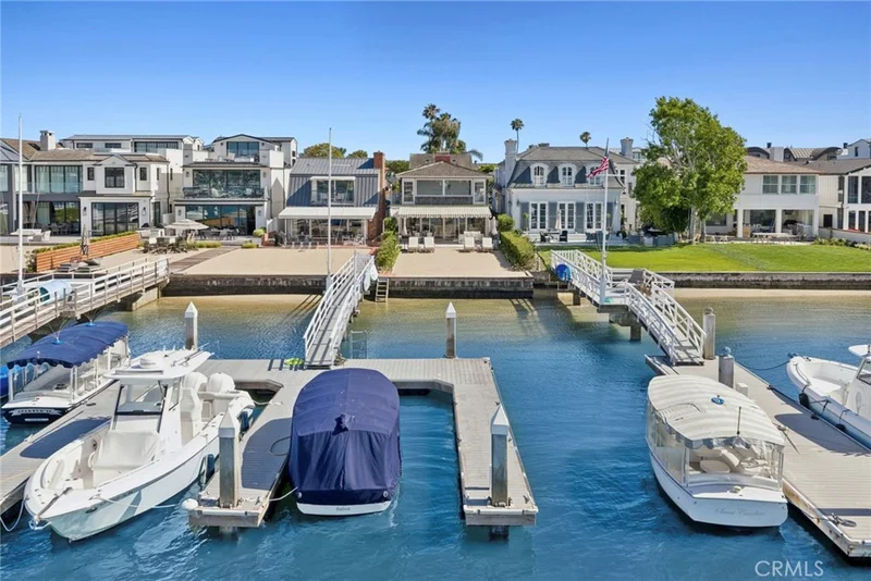 1411 E Bay, Newport Beach, CA 92661