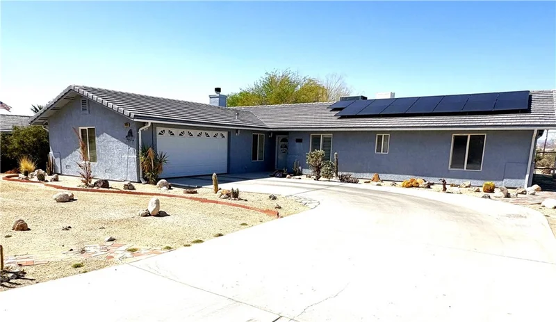 74404 Pinon photo 2