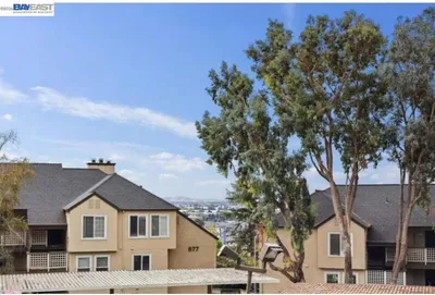 680 Dartmore Lane 260 photo 2
