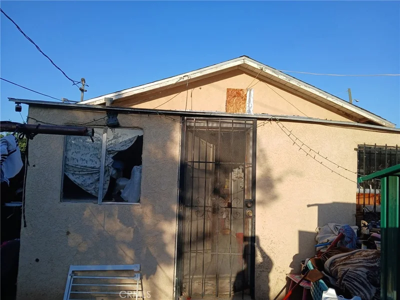 Photo 2 of 2604 N Baker Street
