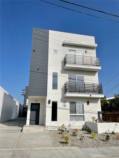 118 S Ave 63