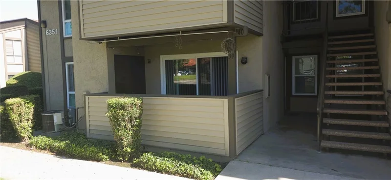 6351 Riverside 39 photo 2