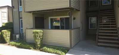 6351 Riverside 39 photo 2
