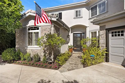 20 Edgewood photo 2