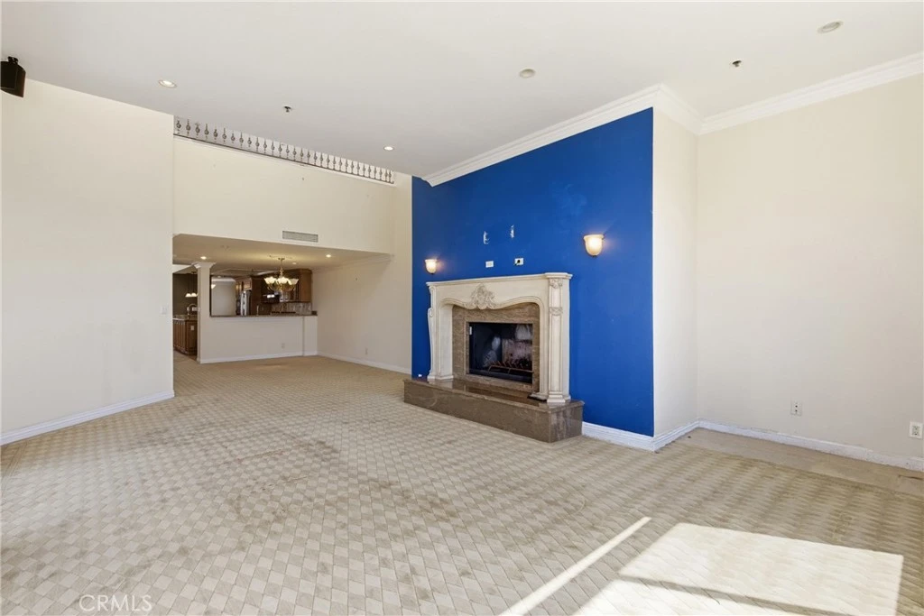 Interior 2