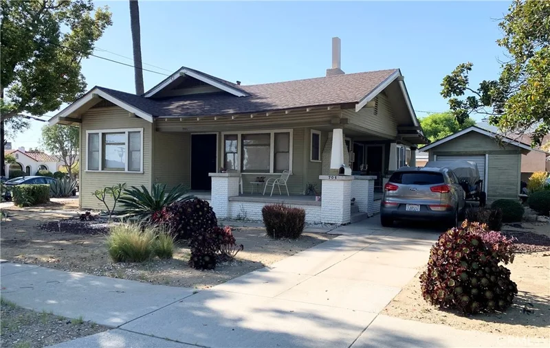 701 E Vernon, Long Beach, CA 90806