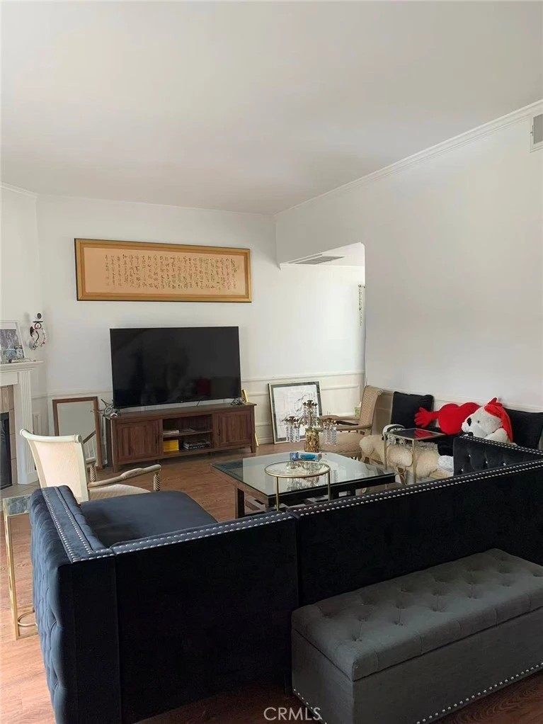 Interior 1