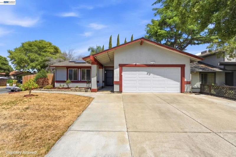 2880 Georgia Dr, Tracy, CA 95376