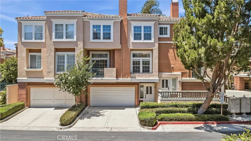 3 Palmieri Aisle, Irvine, CA 92606
