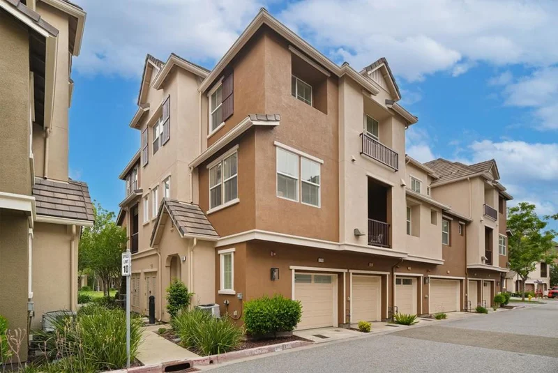 1099 Westbury, San Jose, CA 95131