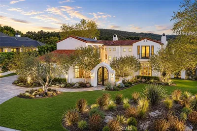 2 Havenhurst Drive