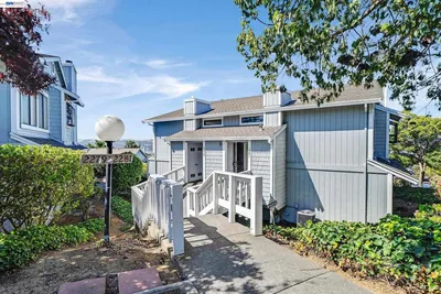 2279 Clearview Cir