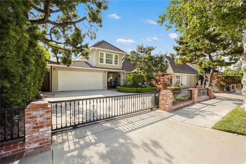 1321 Holly Avenue, Arcadia, CA 91007